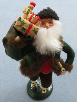 Byers Choice Stepping Out Santa With Pipe And Sack Of Toys Green Coat W Fur