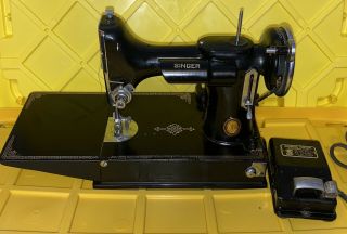 Scarce 1934 Chicago Worlds Fair Singer Featherweight 221 Sewing Machine Rare