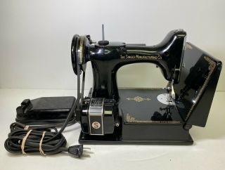 Antique Singer Sewing Machine Featherweight Set W/ Case Aj008725