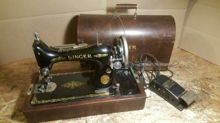 Antique 1926 Singer 99 Sewing Machine Aa867446 Bentwood Case Vtg