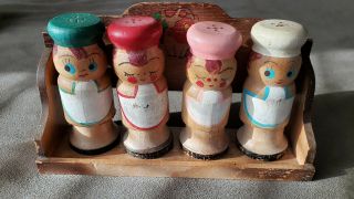 4 Rare Vtg Handpainted Chef Salt & Pepper Shakers On Stand.  Japan