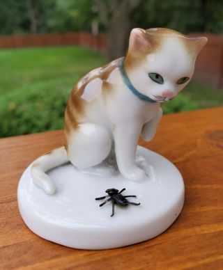 Vtg Kitten Cat Playing With A Bug Figurine Signed Goebel Germany 1950 