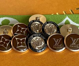 Louis Vuitton Lv Logo Button Listing For 39 Buttons 18 Mm Mixed Set Of 39 Brown