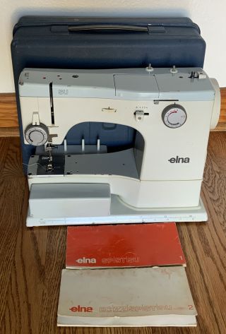 Vintage Elna Su Sewing Machine With Case Foot Pedal