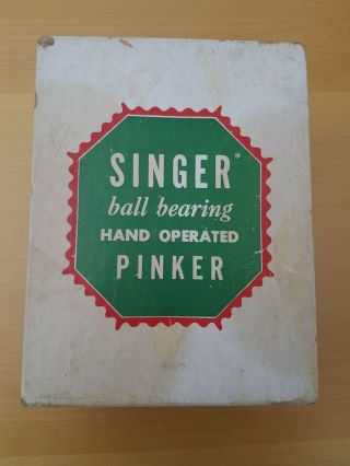 Singer Vintage Hand Operated Pinker 121379 Clamp And Instructions