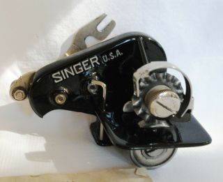 Vintage Singer Ball Bearing Pinking Attachment with Book - 1934 - 121111 2