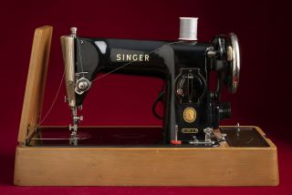Singer 215g Sewing Machine S.  N.  Pa434223 Karlsruhe - Time Capsule W/ Tweed Case