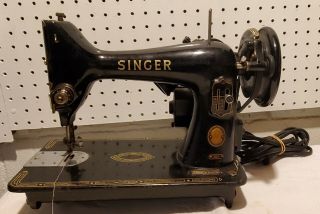 Vintage Singer 99k Electric Sewing Machine W/ Light