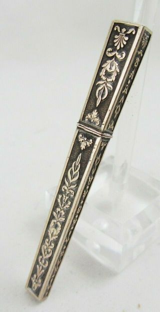 Elegant Classical Antique French Silver Needle Case Circa 1790