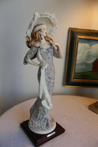 Guiseppe Armani Figurine Lady With Umbrella Parasol Pre Loved