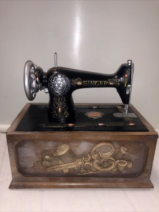 Vintage Singer Wooden Miniature Sewing Machine Box Kit
