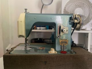 Vintage Reliable De Luxe Precision Sewing Machine Made In Japan Unique Rare