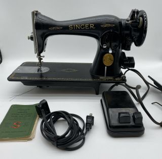 Vintage 1948 Singer Model 201 Sewing Machine Ser.  Ah 930910