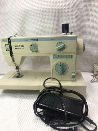 Vintage Sewing Machine Convertible Arm Singer Merritt 4016 W/case
