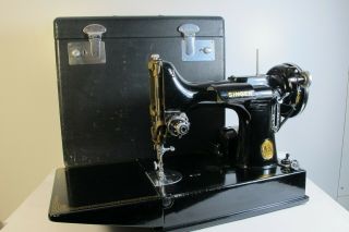 1946 Singer Featherweight 221 Sewing Machine Case Attachement Accessories