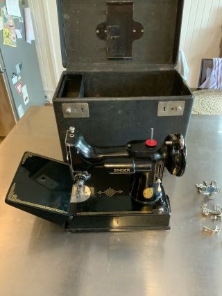Singer 221 - 1 Featherweight Sewing Machine 1950 - Aj563928 With Attachments