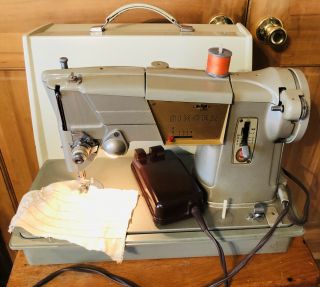 1960s Vintage Singer 328k Vintage Sewing Machine Heavy Duty - W/case / Pedal