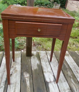 Vtg Singer Sewing Machine Table/cabinet - A 401a Came Out Of This Table