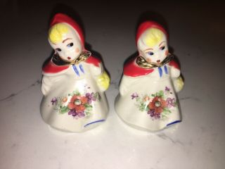Little Red Riding Hood 3 - 1/4 " Tall Salt & Pepper Shakers Hull Usa Vintage Gold