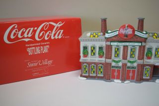 Dept 56 Coca Cola Bottling Plant - Snow Village 54690 (920)