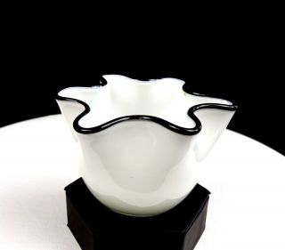 Gorgeous Designs China Cased Glass White With Black Lip Ruffled 3 " Vase