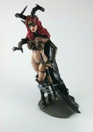 Tarot Witch Of The Black Rose Diamond Select Femme Fatale Statue