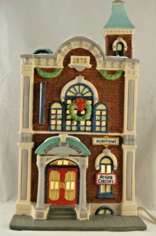 Dept 56 Arts Academy Christmas In The City 56.  55433 Pkc14