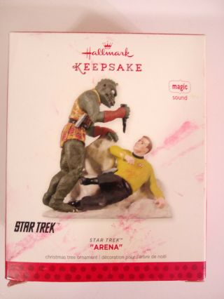 Hallmark Keepsake Star Trek Arena - Captain Kirk & Gorn - Magic Sound Ornament