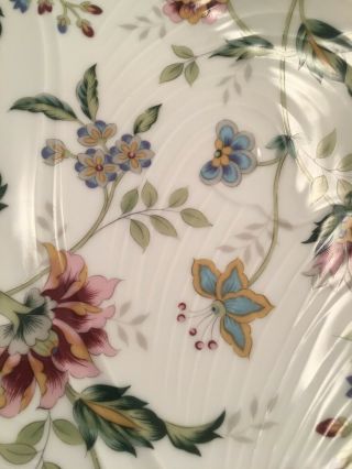 Andrea by Sadek Leaf Shaped Serving Platter Buckingham Pattern with Gold Trim 2