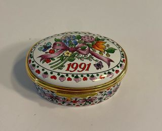 Halcyon Days Enamel Box - 1991 " A Year To Remember " Collectable