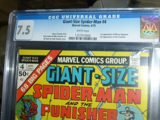 Giant Size Spiderman 4 Cgc 7.  5 White Pages 3rd Punisher