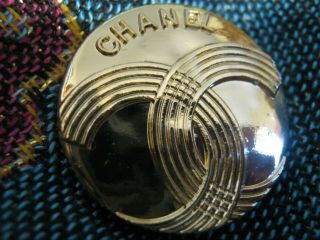 Chanel 1 Button Gold Tone 23 Mm,  1 Inch Metal