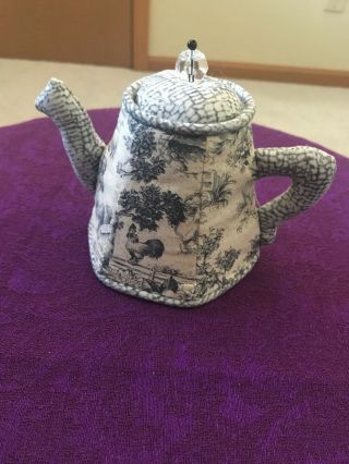 Teapot Pin Cushion Black And White Fabric Storage Inside Pot (nf)