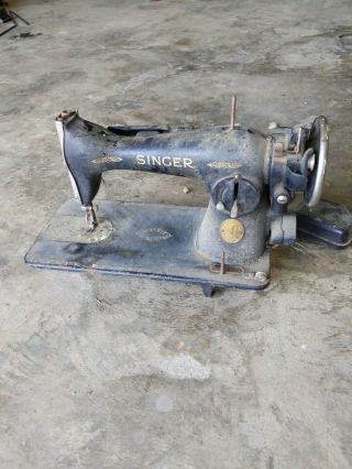 Antique Vintage Singer Black Metal Rotary Sewing Machine