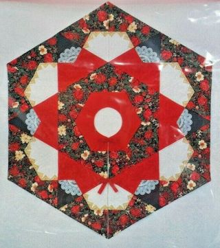 1992 Vntg Quilted Christmas Tree Skirt Sewing Pattern Starlit Rose Garden 7952f