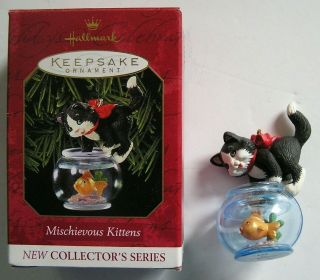 Hallmark Keepsake Ornament Mischievous Kittens/goldfish 1999 First In Series