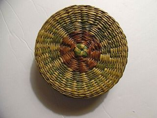 Vintage Small Round Woven Wicker Sewing Basket With Lid & Some Thread