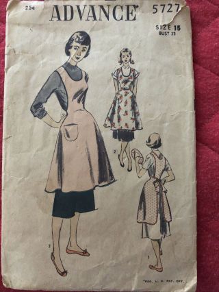 Vintage 1940’s Advance Woman’s Apron Pattern 5727.  Size 15