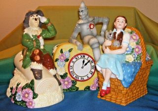 Set Of 3 Wizard Of Oz Ceramic Banks By Enesco Dorothy W/toto,  Tinman & Scarecrow