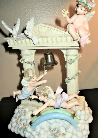 Classic Treasures,  Musical,  Animated Angel Sculpture,  Plays YOU CAN FLY,  EUC 3