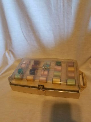 Vintage Beige Plastic Thread Bobbin Sewing Box 20 Wooden Spools