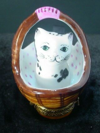 Limoges Trinket Box Peint Main Cat In Basket