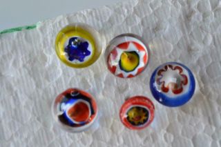 118a - Vintage 3/8 " To 1/2 " (5) Paperweight Glass Buttons
