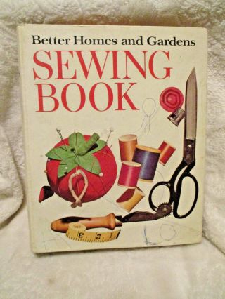 Better Homes & Gardens Sewing Book 5 Ring Binder Hardcover Vintage 1970
