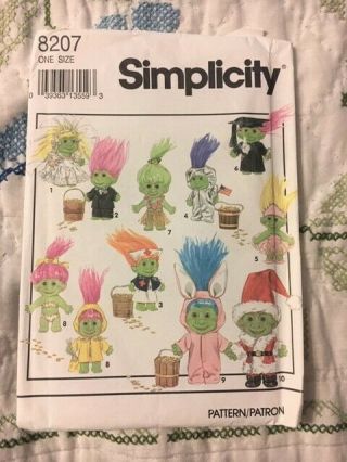 1992 Troll Gnome Doll Clothes Pattern Partially Cut Complete Simplicity 8207