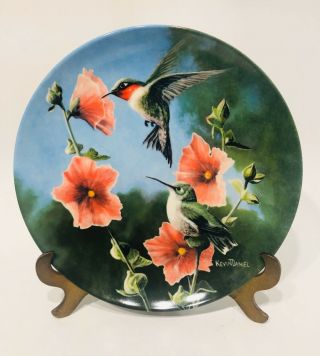 Vintage Edwin M.  Knowles " The Hummingbird " By Kevin Daniel Fine China Plate Home
