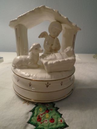 Schmid Bros,  Inc Music Box/ Vintage Porcelain Christmas Nativity