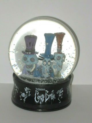Tim Burton ' s Corpse Bride Zombie Gentlemen Snow Globe McFarlane Toys 2