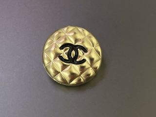 1 Piece Vintage Chanel Button Gold Metal Cc 0.  8 Inch 20 Mm