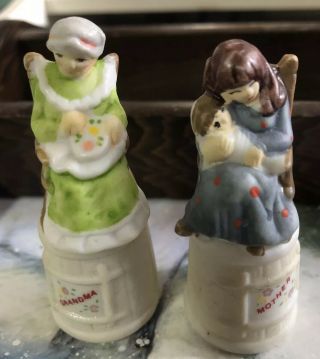 Thimbles Bisque Vintage Mother And Grandmother In Rocking Chairs